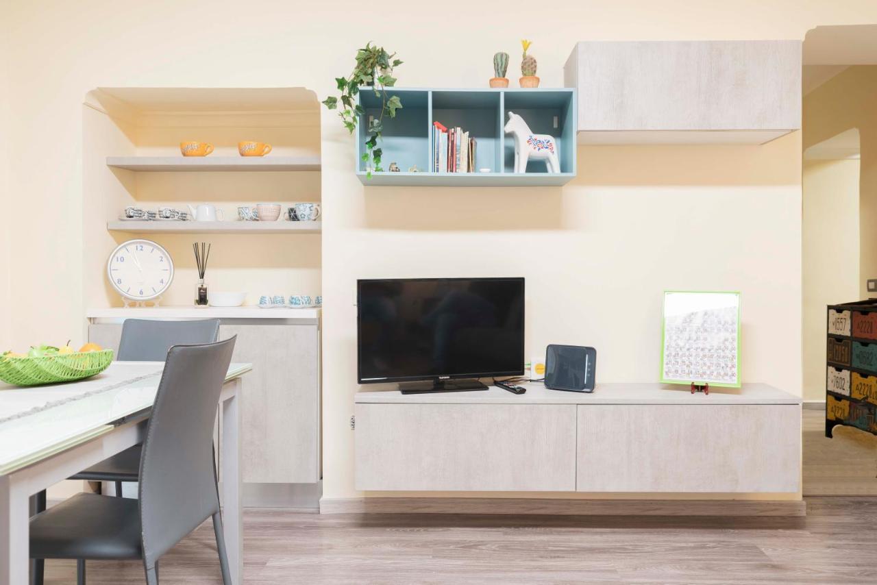 Casa Esperanza Apartment Наполи Екстериор снимка